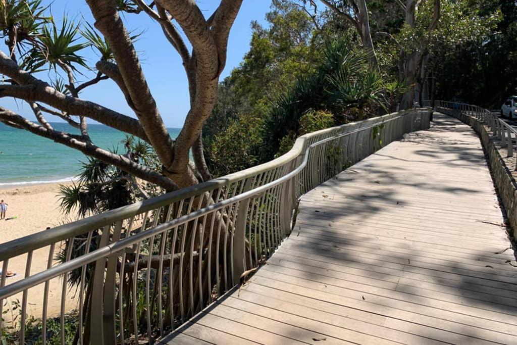 2 Bedroom Renovated Townhouse, Walk To Noosa River Noosaville Dış mekan fotoğraf